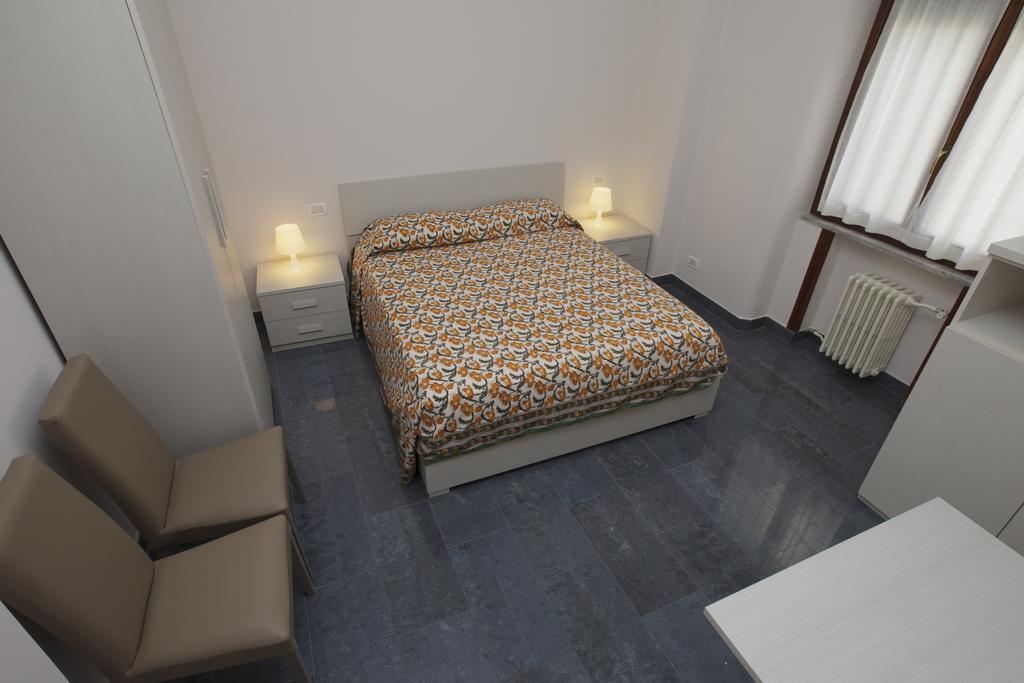 Italy Inn Генуя Номер фото