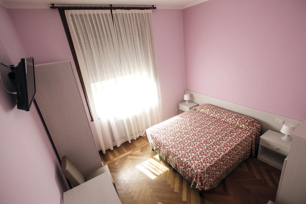 Italy Inn Генуя Номер фото